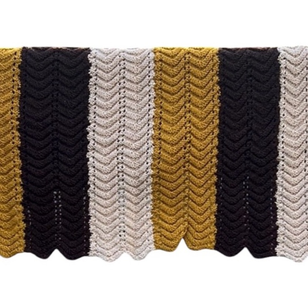 Vintage 70’s Handmade Knit Afghan